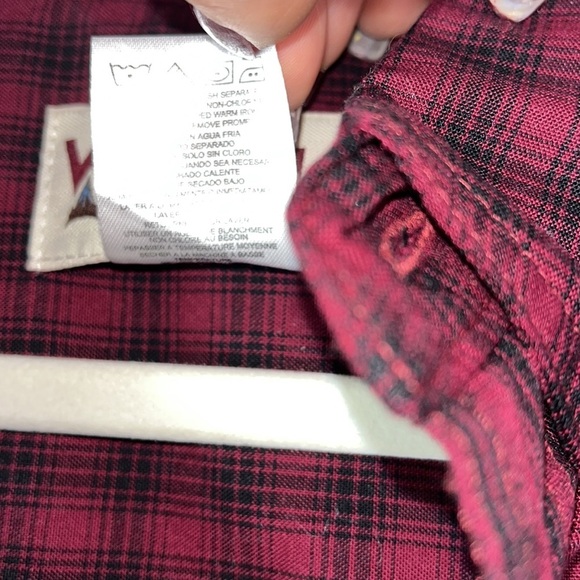 Wrangler Rugged Wear button down shirt Sz M - Picture 5 of 11